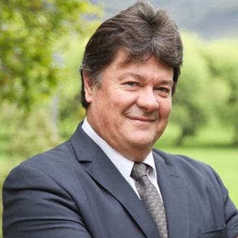 Prof Deon Nel