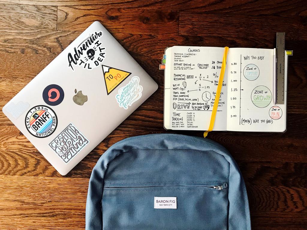 Multi-asset broker Exness, in partnership with UCT, awarded three students the opportunity to pursue postgraduate studies. Photo Unsplash.