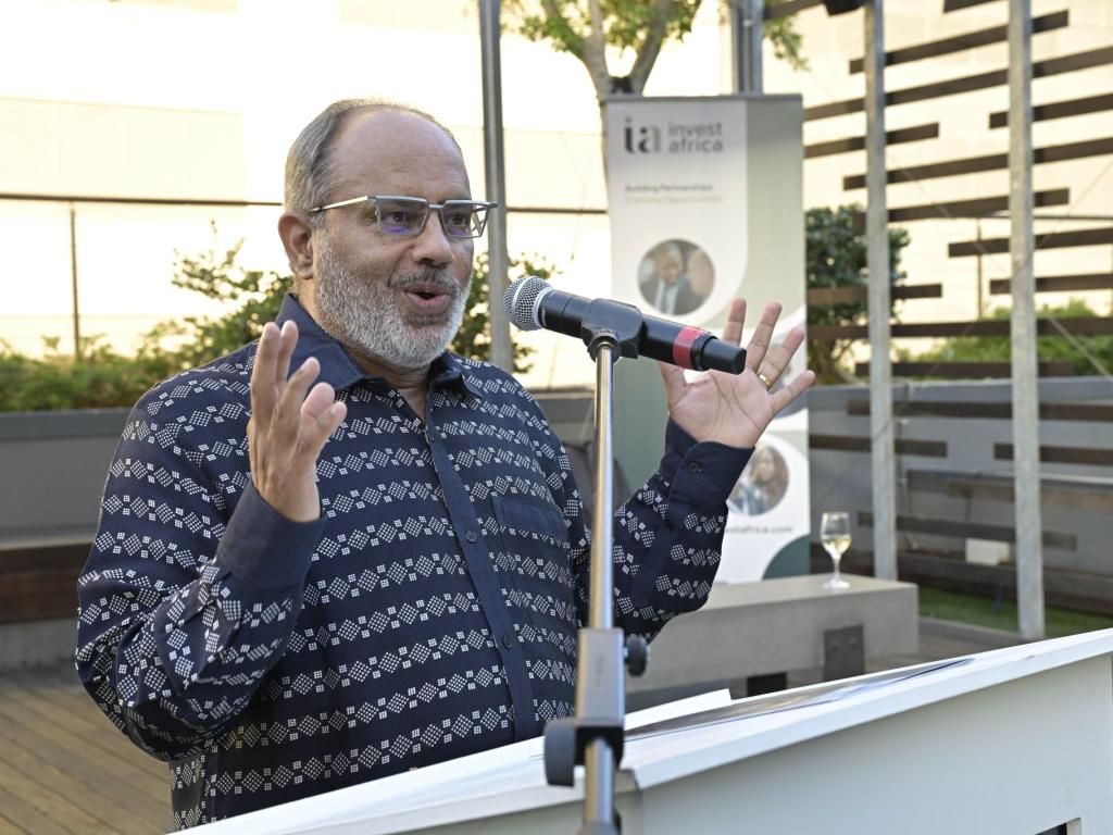 Professor Carlos Lopes