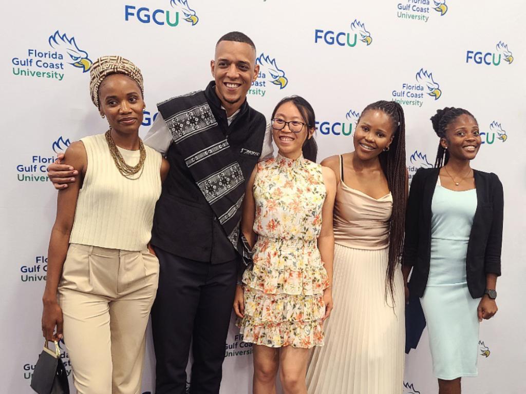 Group picture, Senani Mamba standing 2nd from right